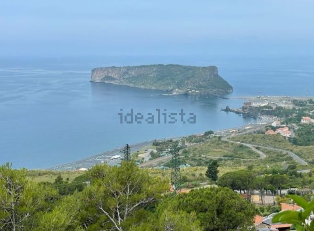 casa indipendente in vendita a San Nicola Arcella