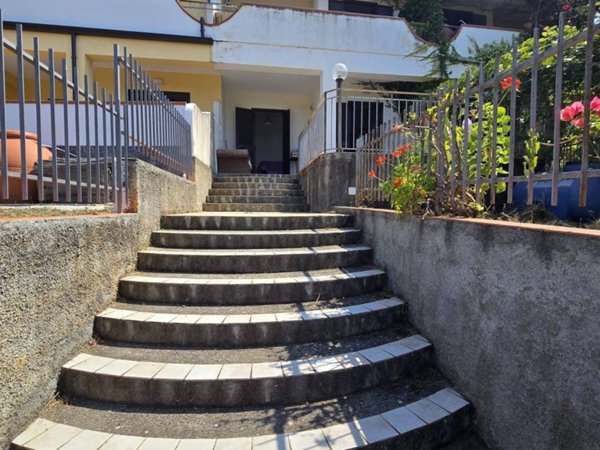 casa indipendente in vendita a San Nicola Arcella