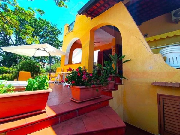 casa indipendente in vendita a San Nicola Arcella