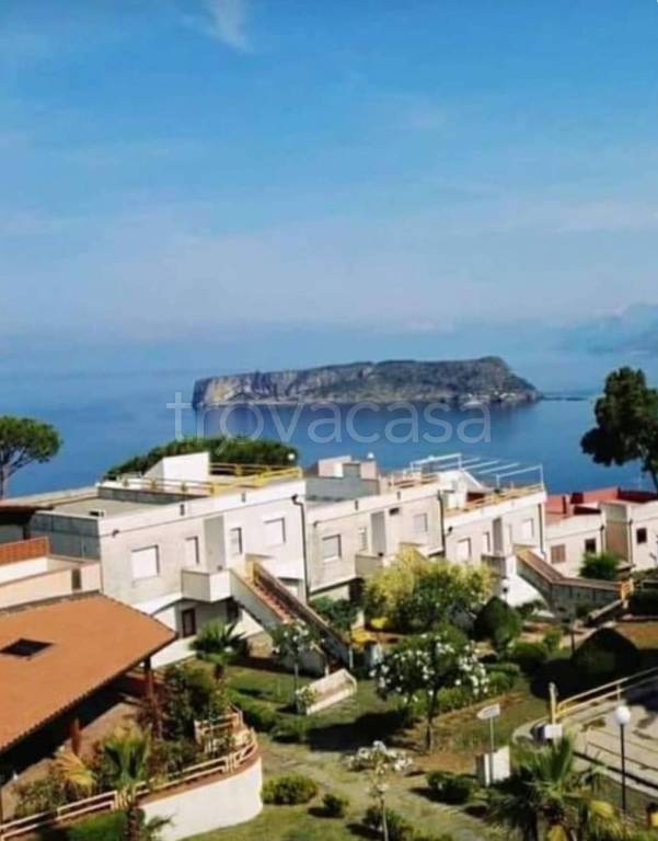 appartamento in vendita a San Nicola Arcella