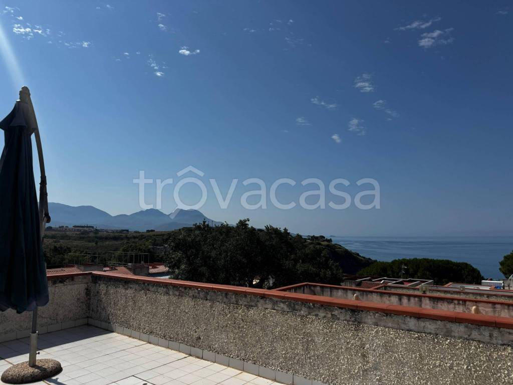 appartamento in vendita a San Nicola Arcella