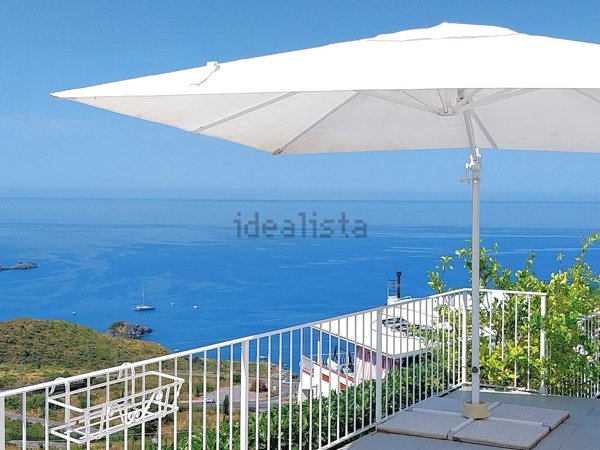 casa indipendente in vendita a San Nicola Arcella