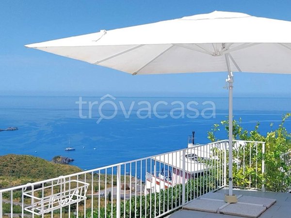 casa indipendente in vendita a San Nicola Arcella