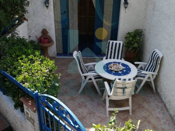 casa indipendente in vendita a San Nicola Arcella