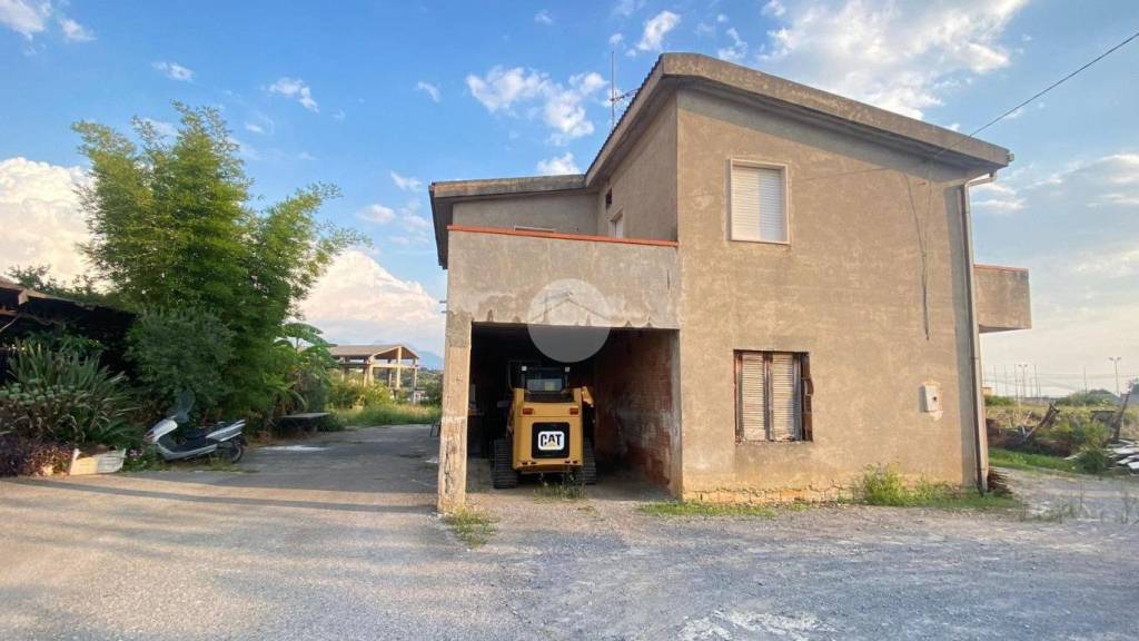 casa indipendente in vendita a San Nicola Arcella