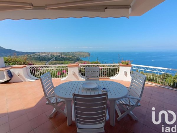 appartamento in vendita a San Nicola Arcella