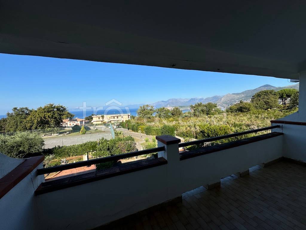 appartamento in vendita a San Nicola Arcella