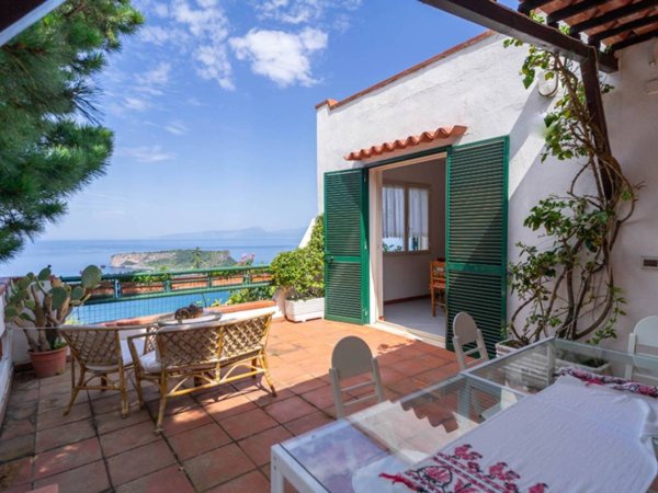 casa indipendente in vendita a San Nicola Arcella