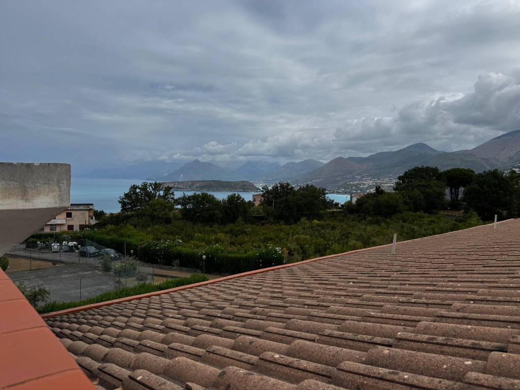 casa indipendente in vendita a San Nicola Arcella