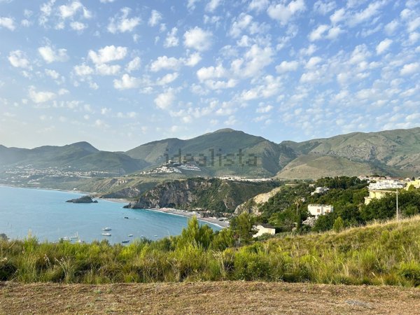 quadrivano in vendita a San Nicola Arcella
