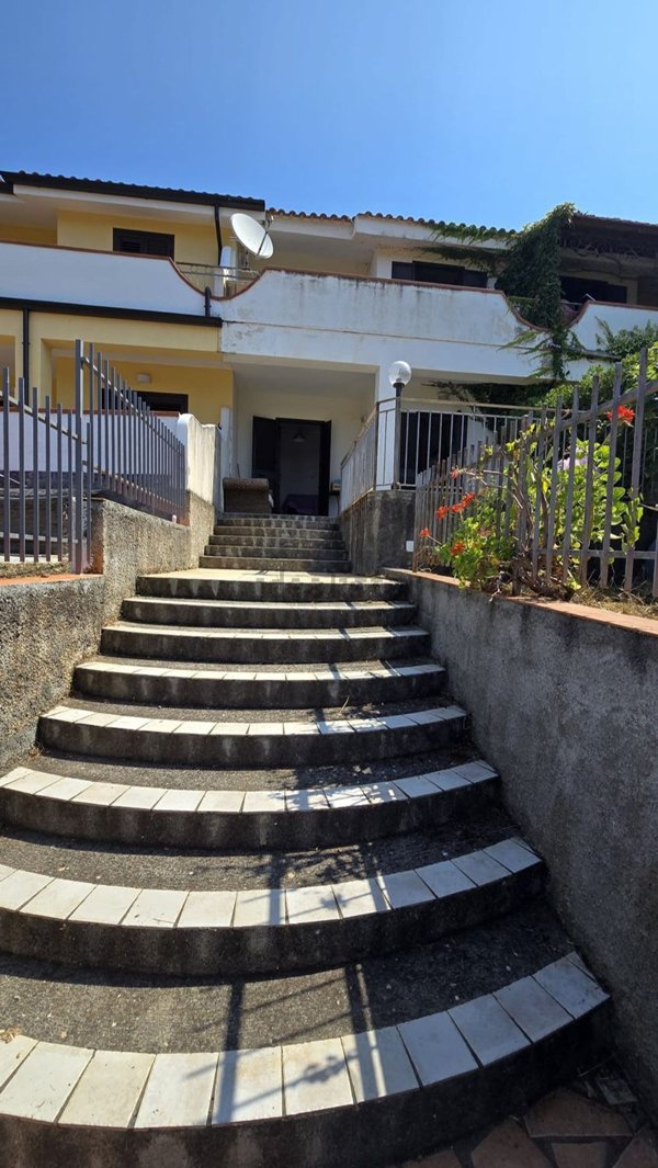 casa indipendente in vendita a San Nicola Arcella