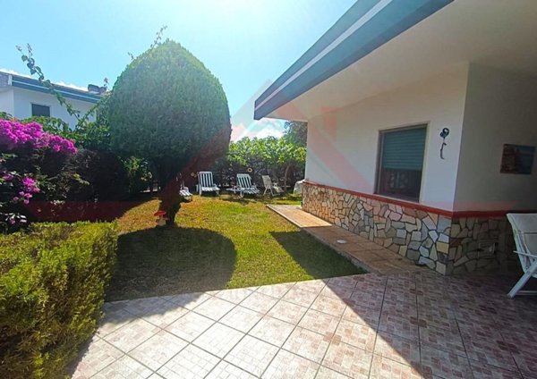 appartamento in vendita a San Nicola Arcella