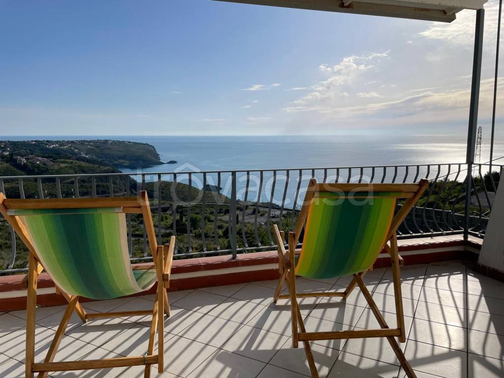 casa indipendente in vendita a San Nicola Arcella