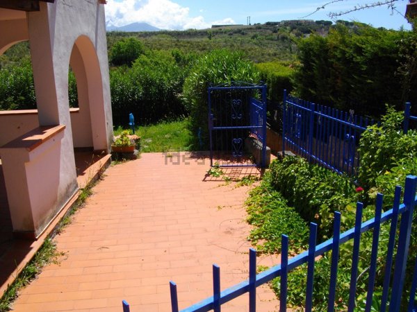 casa indipendente in vendita a San Nicola Arcella