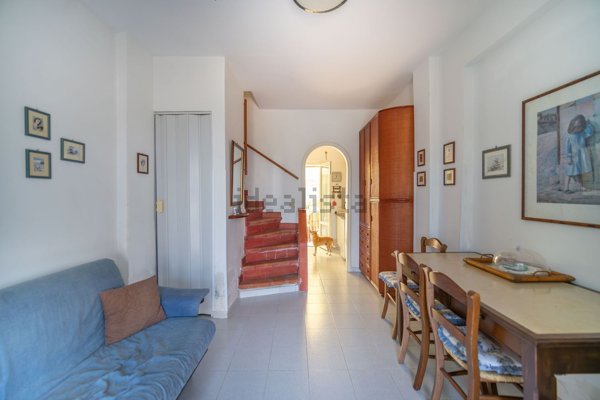 casa indipendente in vendita a San Nicola Arcella