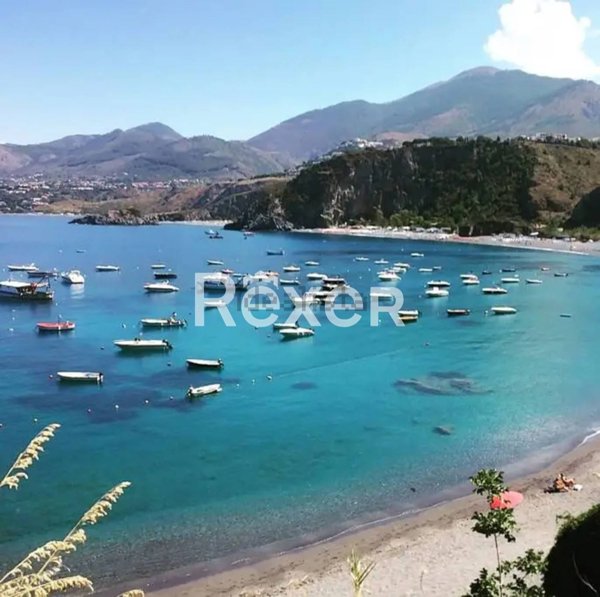 casa indipendente in vendita a San Nicola Arcella