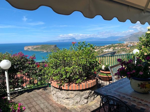 casa indipendente in vendita a San Nicola Arcella