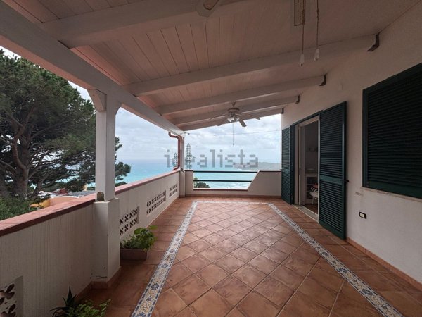 casa indipendente in vendita a San Nicola Arcella