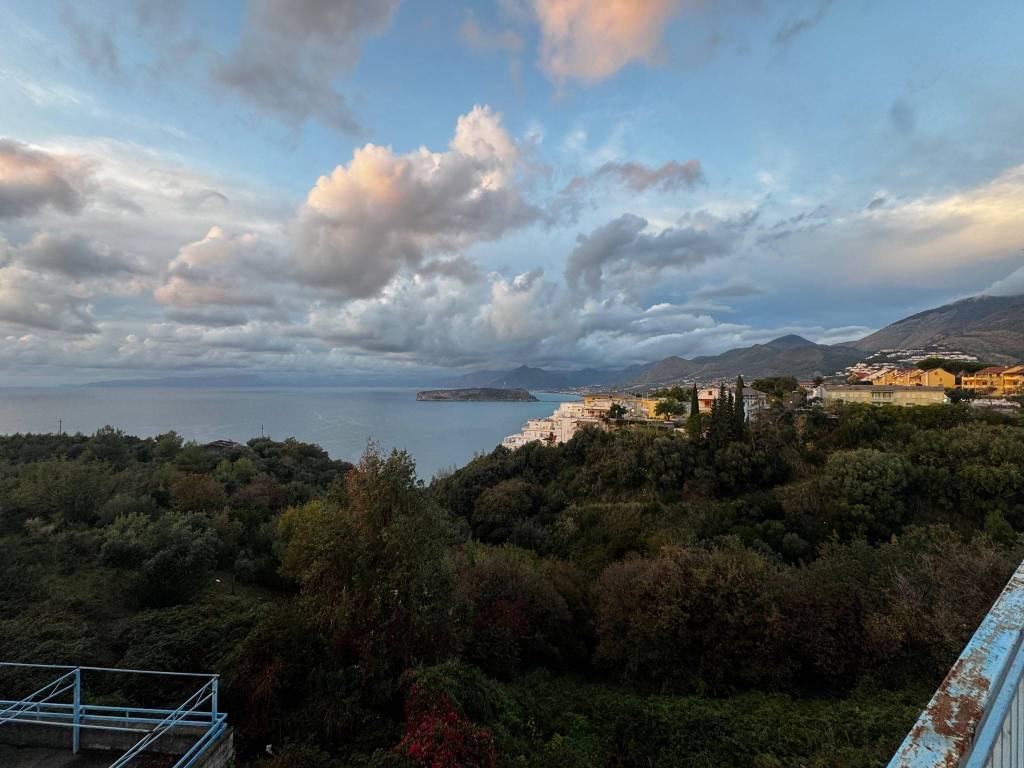 appartamento in vendita a San Nicola Arcella