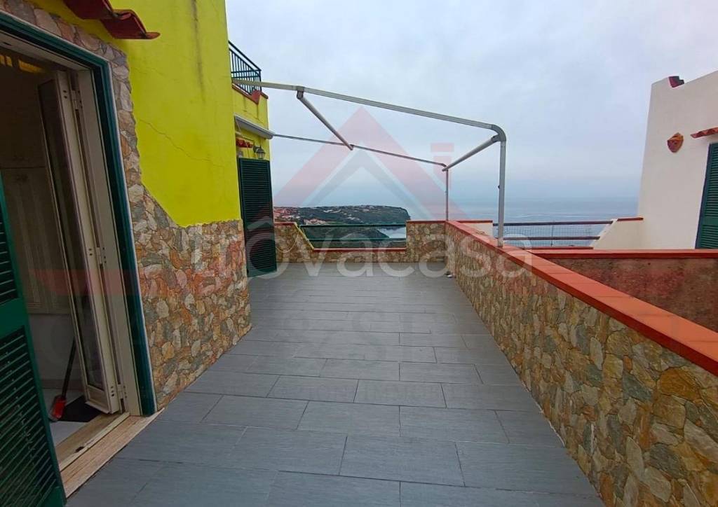 casa indipendente in vendita a San Nicola Arcella