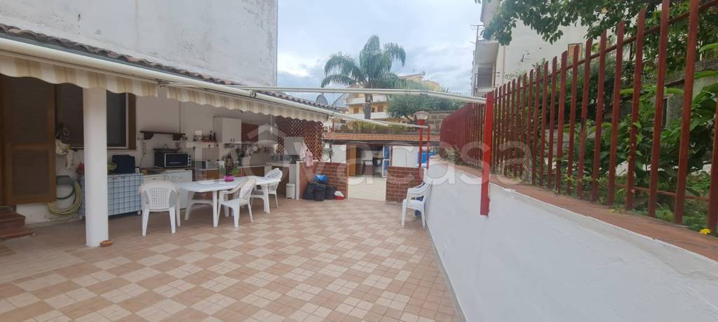 appartamento in vendita a San Nicola Arcella