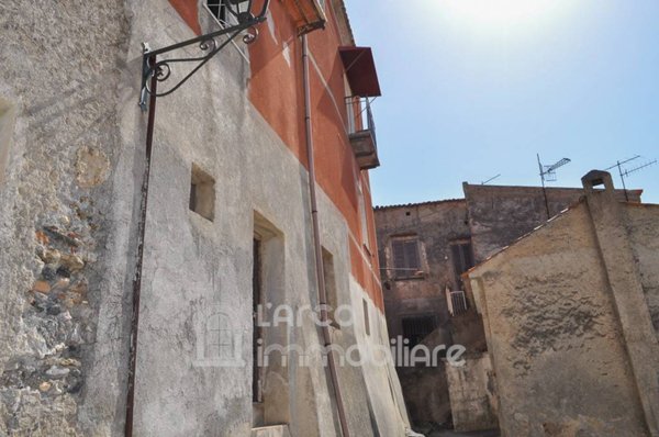 casa indipendente in vendita a San Nicola Arcella