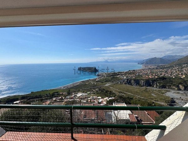 appartamento in vendita a San Nicola Arcella