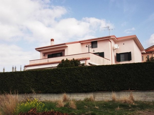 casa indipendente in vendita a San Nicola Arcella
