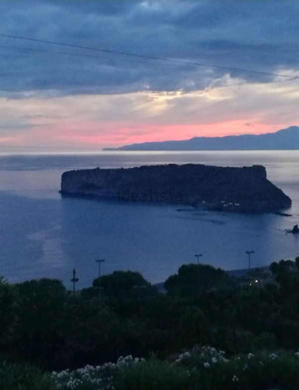 casa indipendente in vendita a San Nicola Arcella