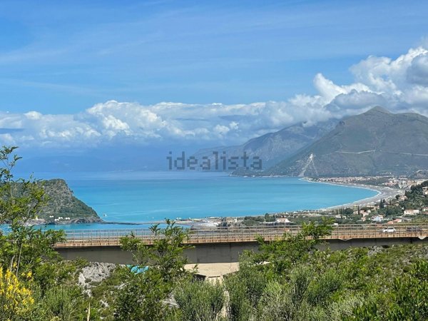 casa indipendente in vendita a San Nicola Arcella
