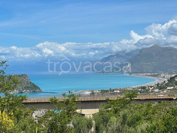casa indipendente in vendita a San Nicola Arcella
