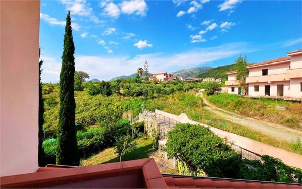 appartamento in vendita a San Nicola Arcella