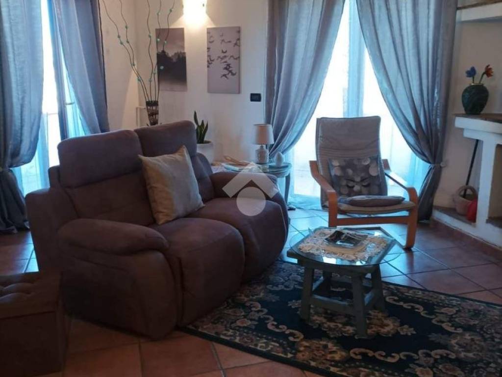 casa indipendente in vendita a San Nicola Arcella