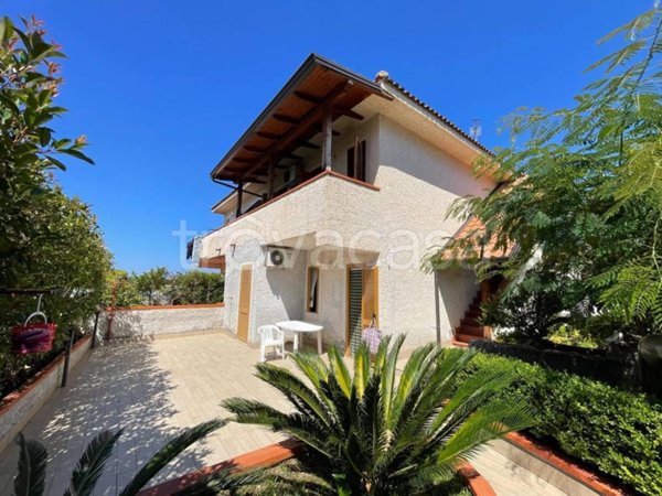casa indipendente in vendita a San Nicola Arcella