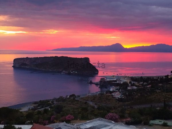 casa indipendente in vendita a San Nicola Arcella