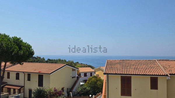casa indipendente in vendita a San Nicola Arcella