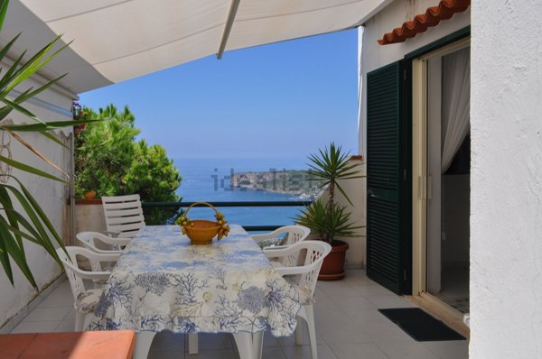casa indipendente in vendita a San Nicola Arcella