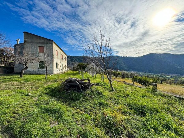 casa indipendente in vendita a San Pietro in Amantea