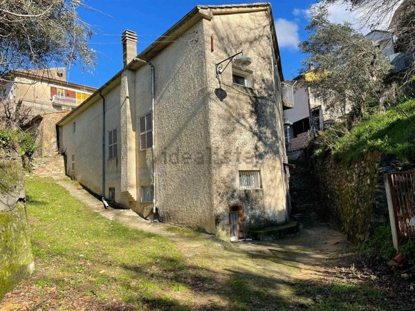 casa semindipendente in vendita a San Pietro in Guarano in zona San Benedetto