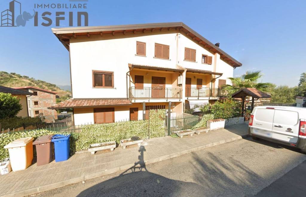 casa indipendente in vendita a San Pietro in Guarano