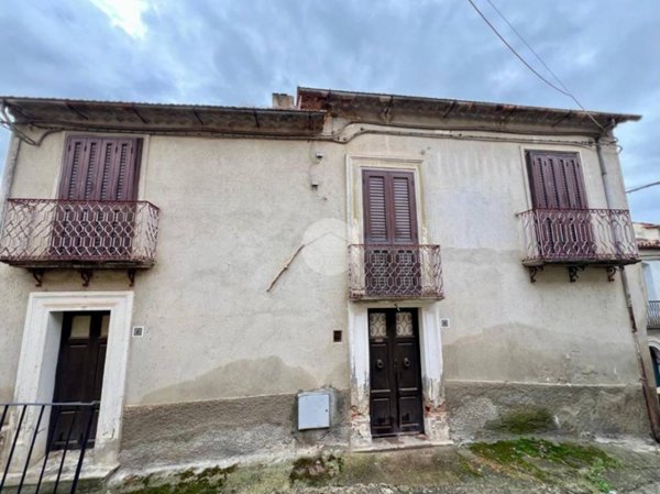 casa indipendente in vendita a San Pietro in Guarano