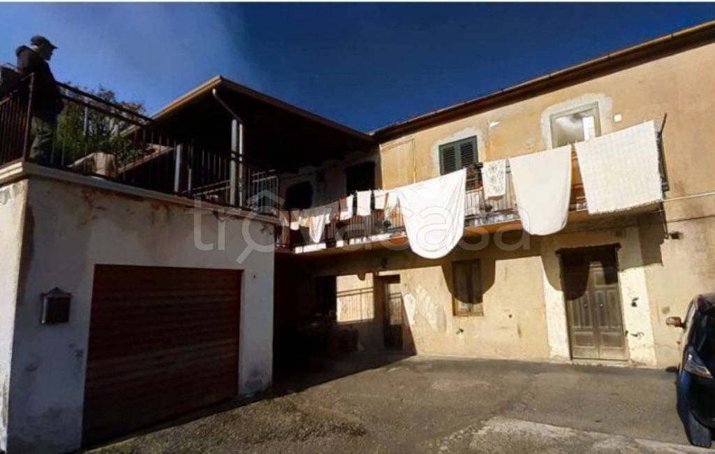 appartamento in vendita a San Pietro in Guarano in zona Redipiano