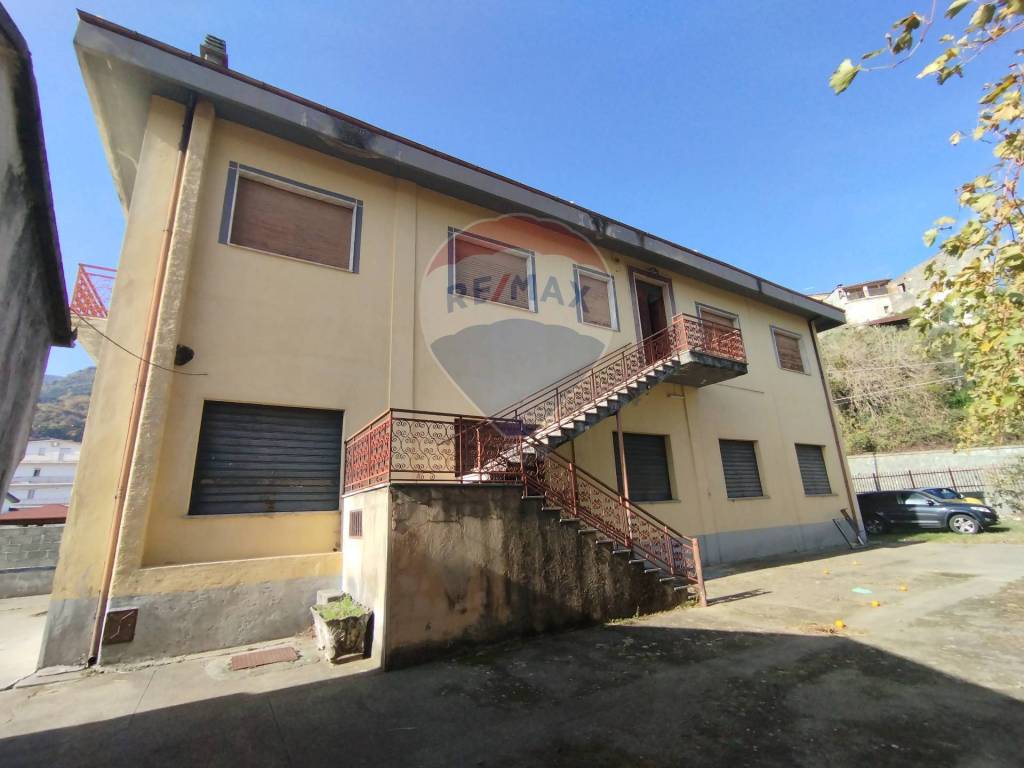 appartamento in vendita a San Sosti