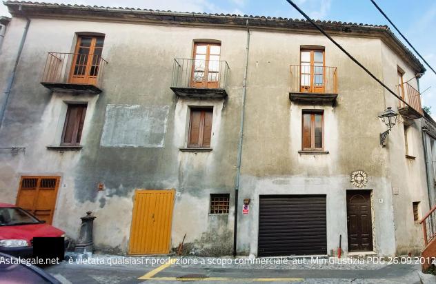 esavano in vendita a San Sosti