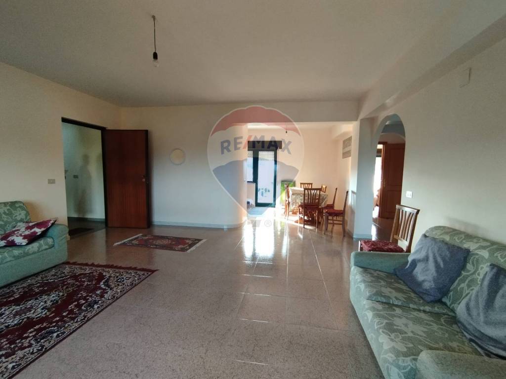 appartamento in vendita a Santa Caterina Albanese