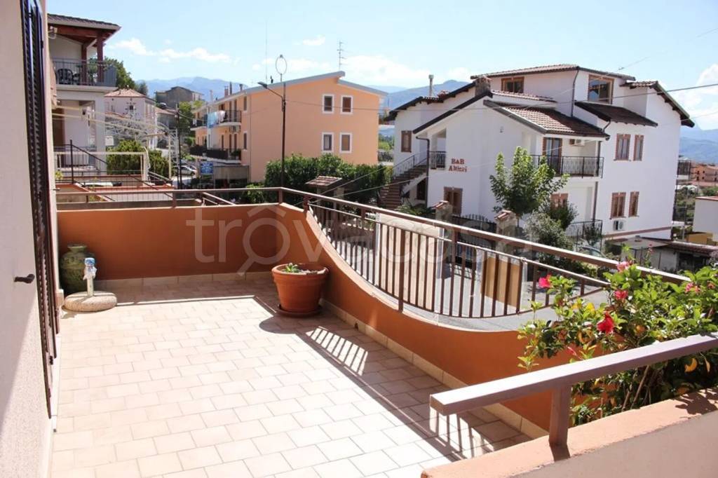 appartamento in vendita a Santa Domenica Talao
