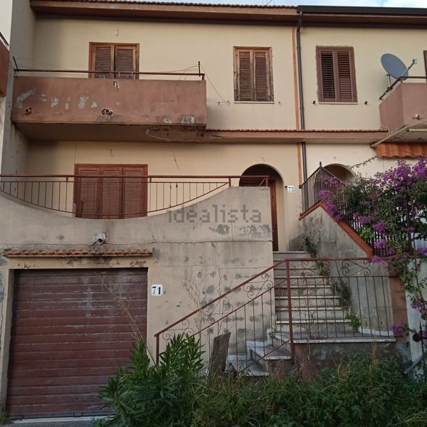 casa indipendente in vendita a Santa Domenica Talao