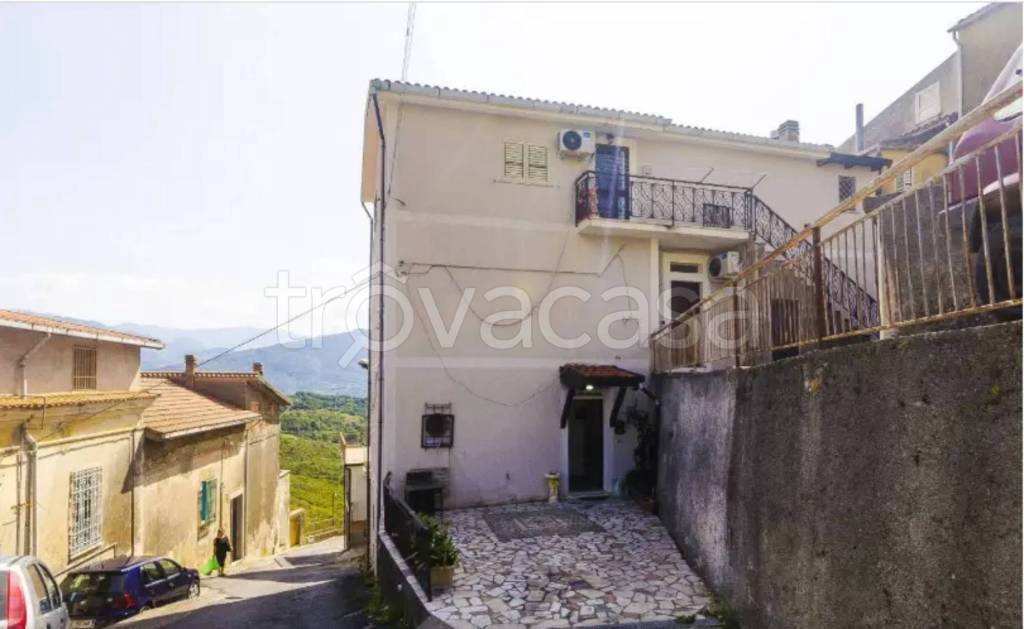 appartamento in vendita a Santa Domenica Talao