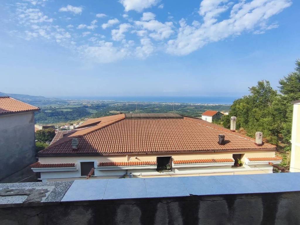 casa indipendente in vendita a Santa Domenica Talao