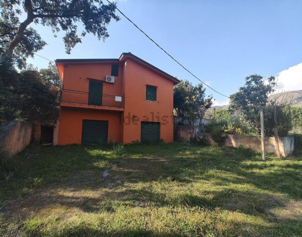 casa indipendente in vendita a Santa Domenica Talao